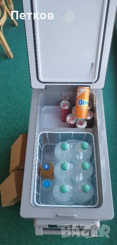 Хладилник фризер 12 / 24 и 220 волта, снимка 4 - Хладилни чанти - 50782095