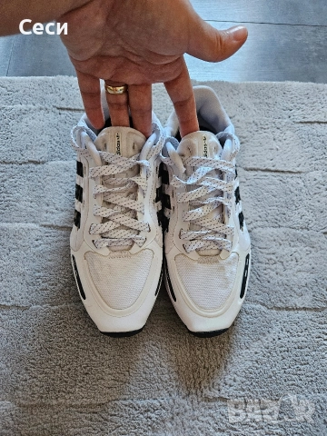 дамски маратонки АДИДАС, снимка 4 - Маратонки - 52925664