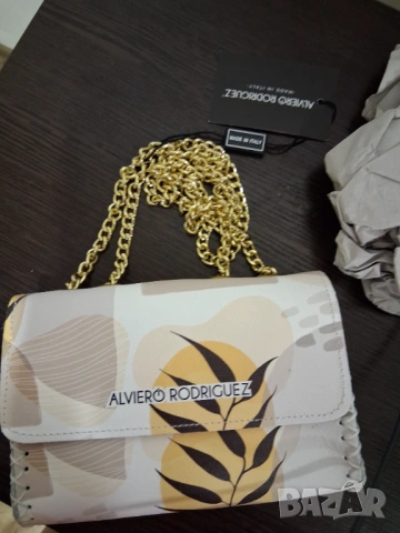 Дамска чанта Borsa Alviero Rodriguez