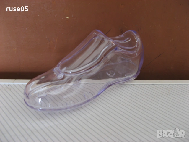 Обувка футболна касичка