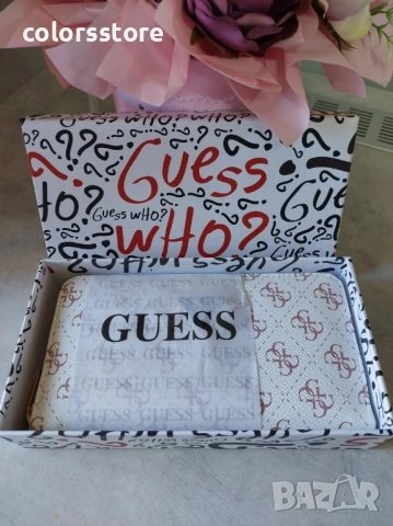 Бяло дамско портмоне Guess/SG91y, снимка 2 - Портфейли, портмонета - 51719179