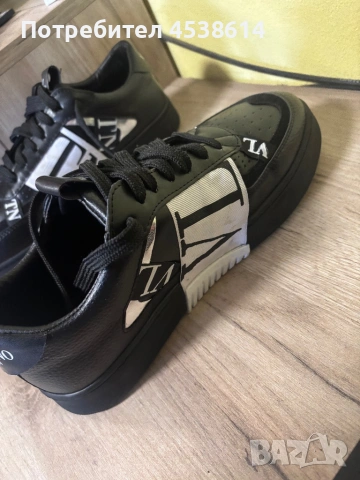 Продавам обувки Valentino Garavani – VLTN, снимка 2 - Други - 53323501