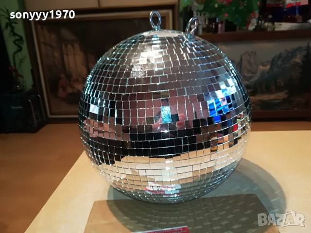 VARYTEC-GERMANY Голяма профи диско топка-30см 0104221901, снимка 12 - Ресийвъри, усилватели, смесителни пултове - 36311362