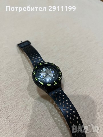 Часовник Swatch 