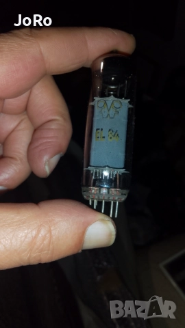 Радиолампи EL84 два изходни пентода RFT u Polam