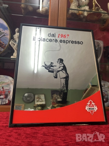ретро рекламно огледало в черна рамка на италианската марка за кафе Caffè Moak, основана през 1967
