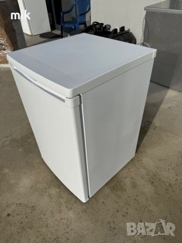 Малък хладилник с камера Електролукс, снимка 11 - Хладилници - 52627107