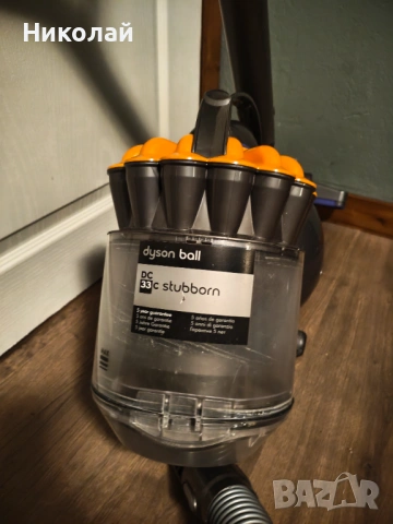 Прахосмукачка dyson dc 33, снимка 3 - Прахосмукачки - 53385914