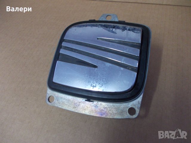 SEAT LEON 2 (1P) емблема за задния капак 5P0.827.565.C, снимка 1 - Части - 44387616