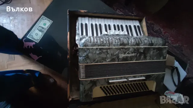 акордеон Велтмайстер, снимка 3 - Акордеони - 48631273