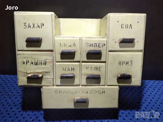 дървено шкафче за подправки, снимка 7 - Антикварни и старинни предмети - 56363347