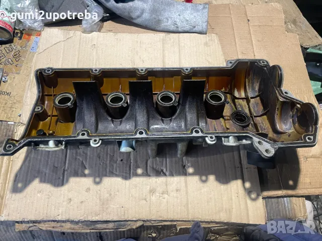 Капак на Клапани Дясна Страна 94810513502 Porsche Cayenne 957 4,8 V8, снимка 6 - Части - 49805323