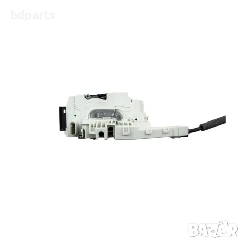 Брава за предна лява врата, Mercedes-Benz W204, W212, X204, снимка 3 - Части - 56143840