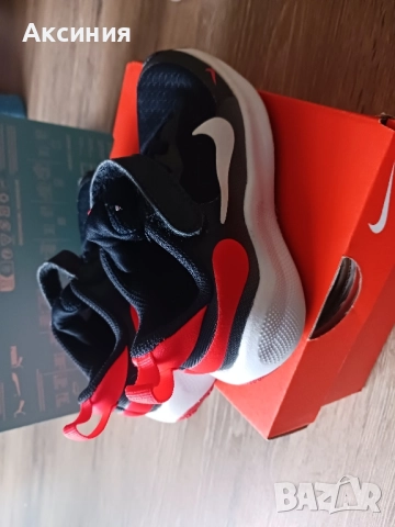 детски маратонки Nike, снимка 4 - Детски маратонки - 52500067