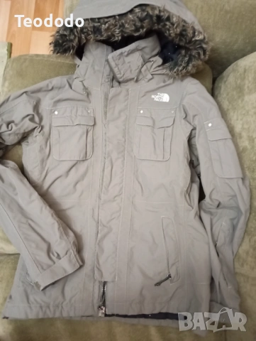 Дамско яке the North Face и ски панталон  Kjus