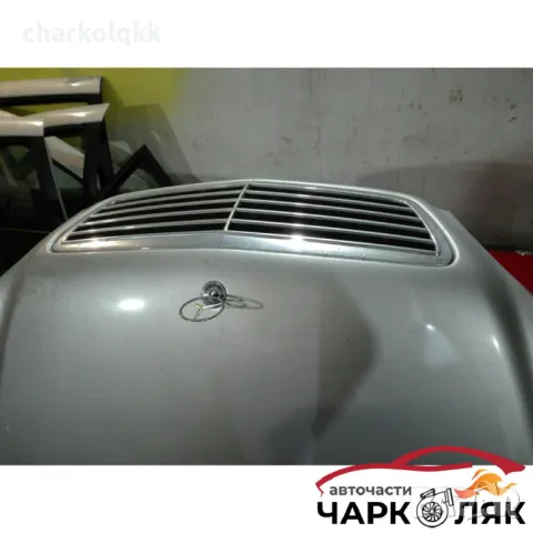 преден капак мерцедес s 320 w220, снимка 3 - Части - 47604466