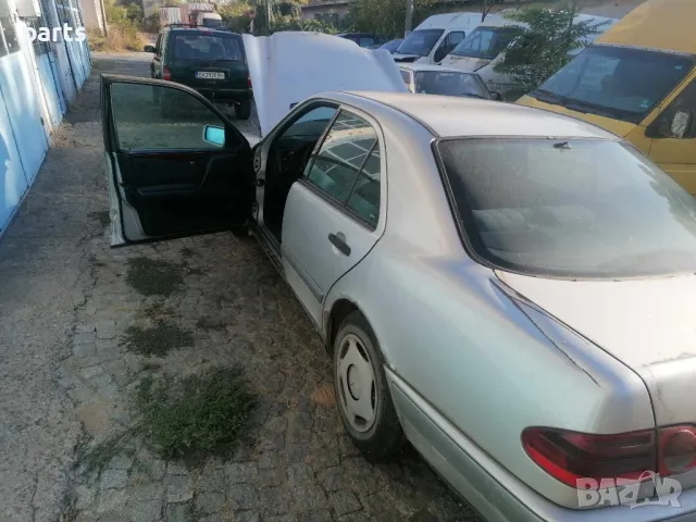 Мерцедес Е класа W210 2.2CDI На Части , снимка 8 - Части - 47693079