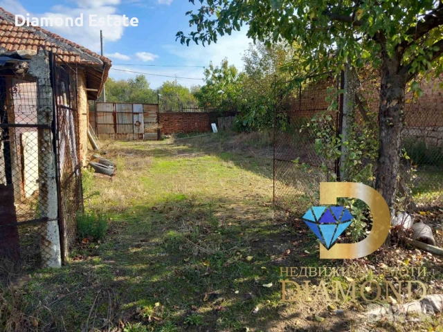 Двуетажна къща в село Хлябово, общ. Тополовград, снимка 2 - Къщи - 52153825