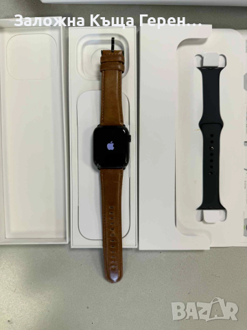 Часовник Apple Watch SE GPS 44mm, снимка 3 - Друга електроника - 52209506