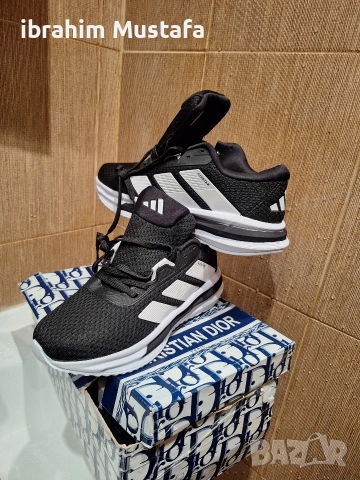 Продавам мъжки спортни обувки Nike Air Max, 