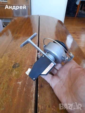 Стара риболовна макара Делфин 6, снимка 4 - Такъми - 52065415