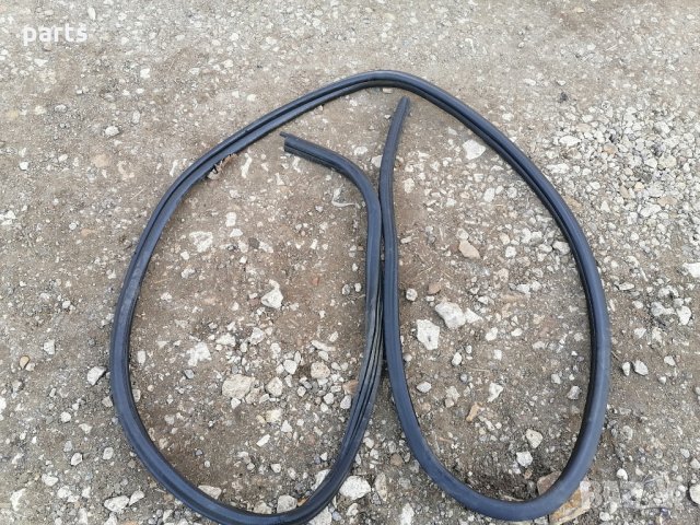 Уплатнение Предна Лява Врата Пежо Партнер - Ситроен Берлинго N