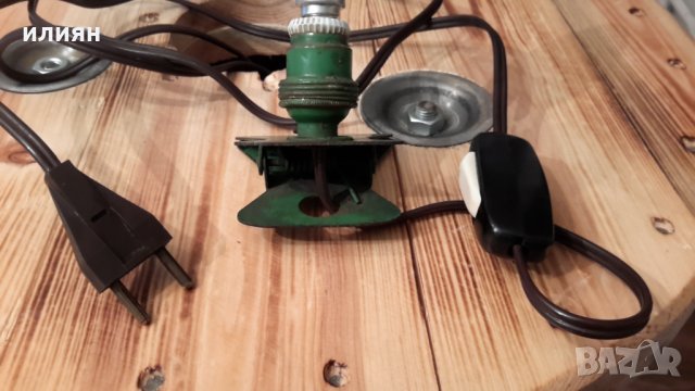Малка защипваща се преносима лампа, работеща, снимка 2 - Настолни лампи - 35894931