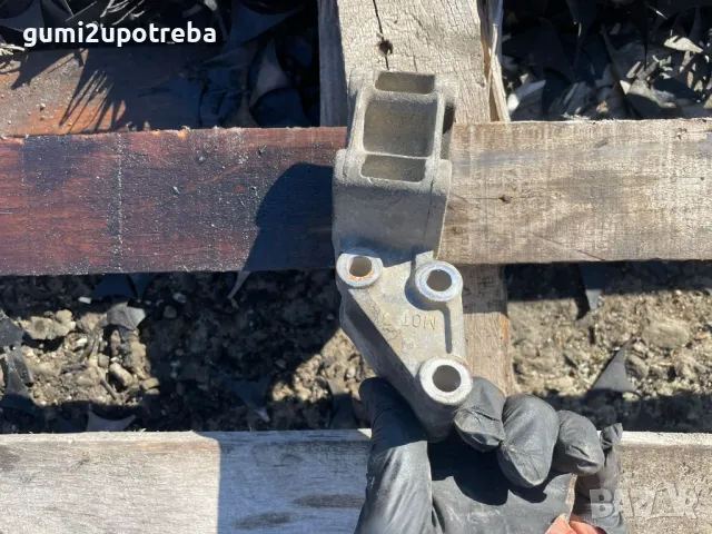 Монтажна Скоба Двигател A1122230340 Mercedes E class W211 V6 320CDI 4matic, снимка 4 - Части - 50104385