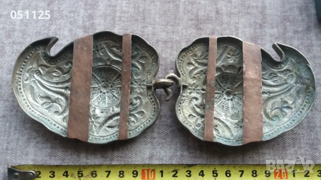 възрожденски сребърни пафти , снимка 6 - Антикварни и старинни предмети - 52923827