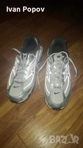 ОРИГИНАЛНИ ЧИСТО НОВИ обувки nike shox