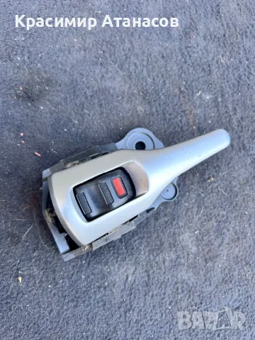 Вътрешна дръжка предна дясна  за Тойота Аурис. 2007-2012