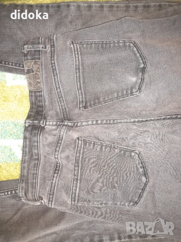 Дънки bershka , снимка 3 - Детски панталони и дънки - 53476978
