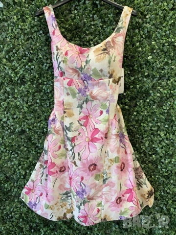 Къси ленени роклички с флорални мотиви , снимка 2 - Рокли - 50995602