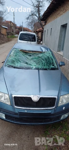 Шкода  октавия 