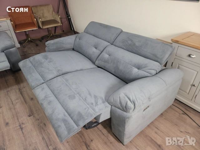 Сив комплект дивани от плат две тройки с ел релакс механизъм, снимка 7 - Дивани и мека мебел - 53740006