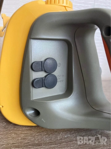 Sony CFM-104 Sports Radio Cassette Player, снимка 7 - Аудиосистеми - 53822183