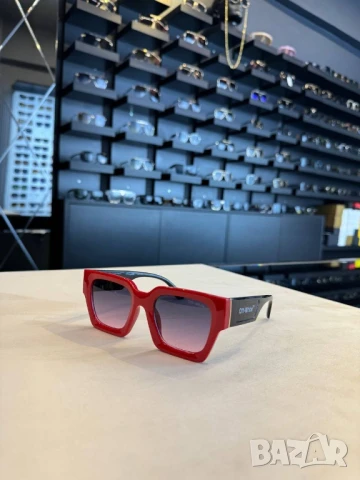 очила с черен обикновен калъф и ув защита off white , снимка 2 - Слънчеви и диоптрични очила - 51320986