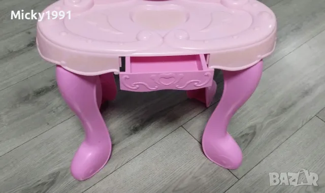 Детска тоалетка с чекмедже , снимка 4 - Играчки за стая - 48853459