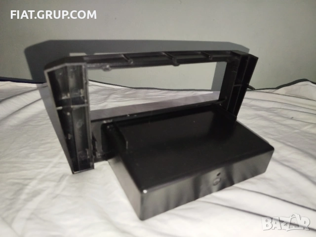 Рамка Радио СД за Toyota Avensis t25 2003-2009, снимка 3 - Аксесоари и консумативи - 53481234