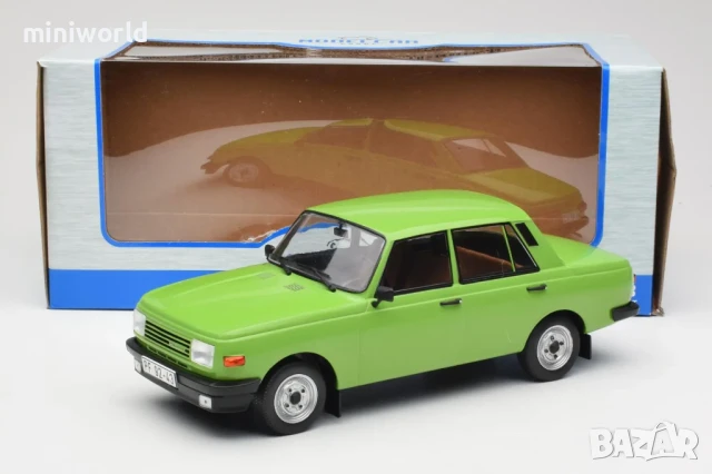 Wartburg 353 1985 - мащаб 1:18 на MCG моделът е нов в кутия, снимка 6 - Колекции - 50469659