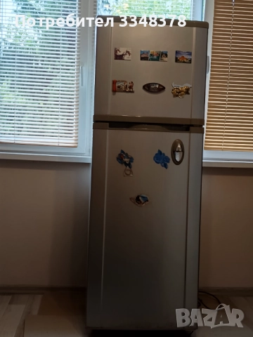 Продавам хладилник самсунг с горна камера, снимка 1