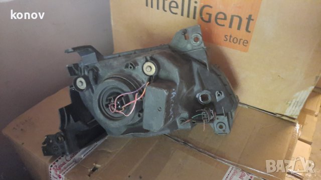 Mazda MPV 1999-2004 - оригинален фар, снимка 2 - Части - 39434166