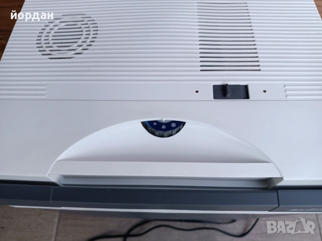 Хладилна чанта Adventuridge 12/220 волта , снимка 2 - Хладилни чанти - 53839445