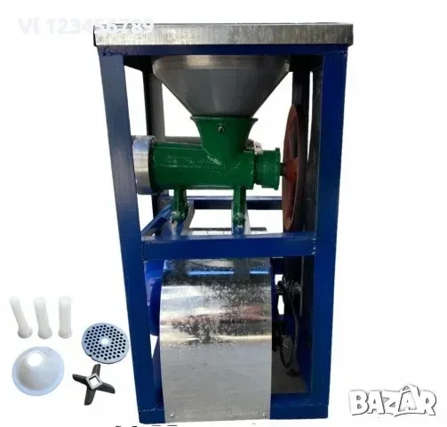 Чугунена електрическа месомелачка №32 метална фуния + плот, снимка 2 - Месомелачки - 50791388