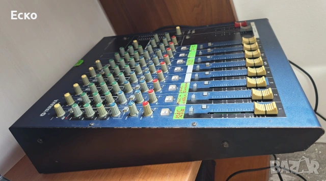 Микшер Yamaha MG12, снимка 2 - Ресийвъри, усилватели, смесителни пултове - 53402629