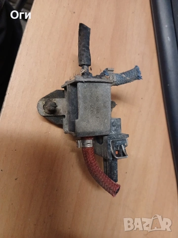 Вакуум клапан за Фолксваген,Ауди,Сеат и Шкода 028 906 283 F