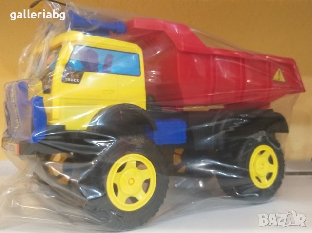 Голям камион самосвал и бетоновоз , снимка 4 - Коли, камиони, мотори, писти - 41284221