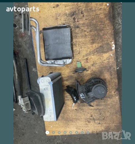 Vw transporter T5 клапа и радиатори парно, снимка 2 - Части - 40446958