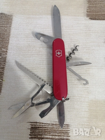 Швейцарско ножче VICTORINOX, снимка 8 - Ножове - 48625781