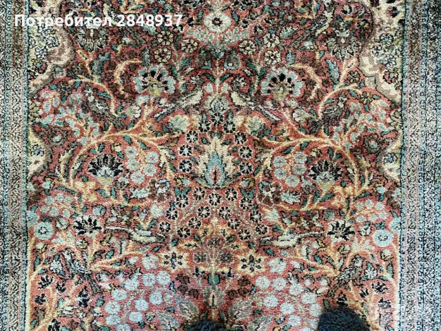 Копринен килим Кашмир , снимка 4 - Килими - 48844434